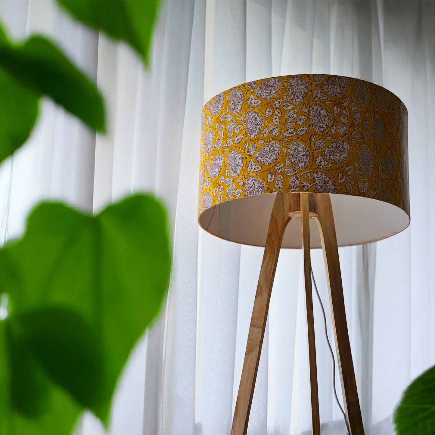 Yellow Lotus mega lamp