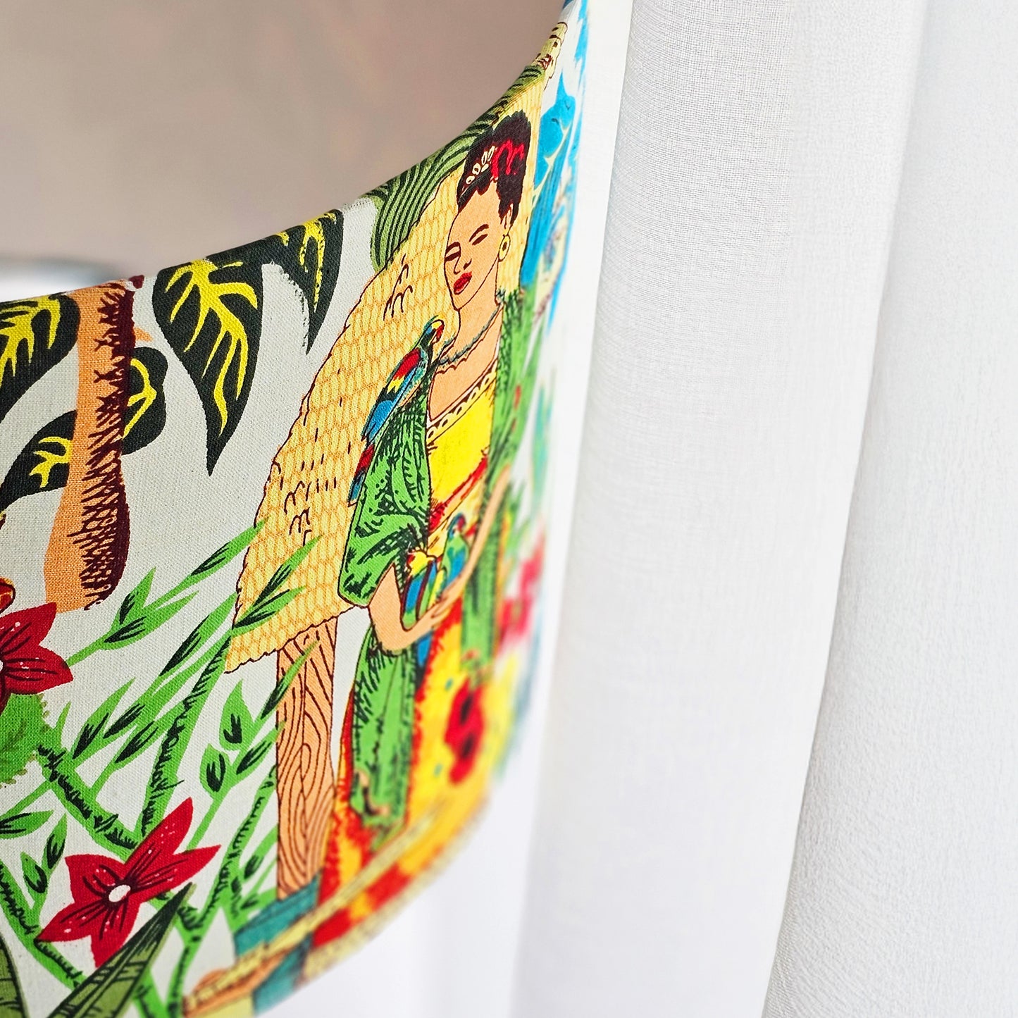 Frida side lamp