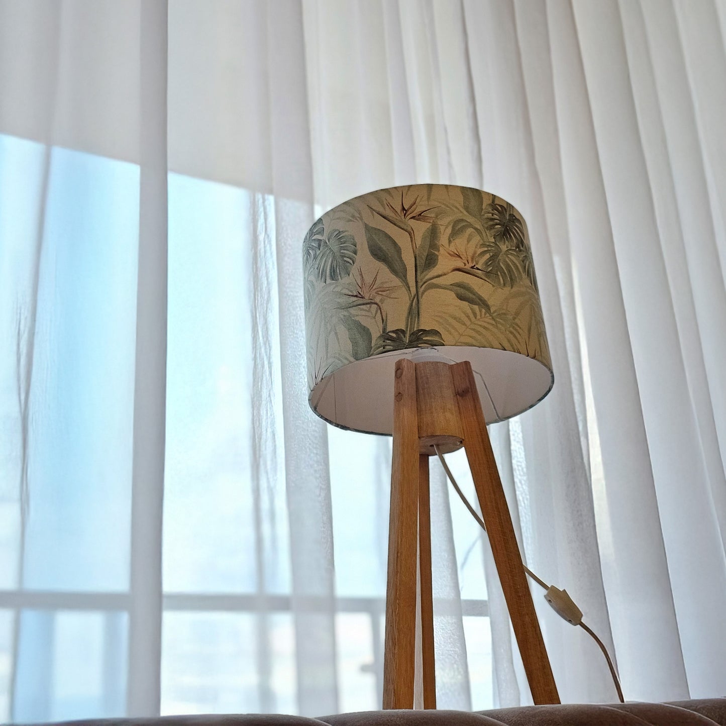 Monstera side lamp
