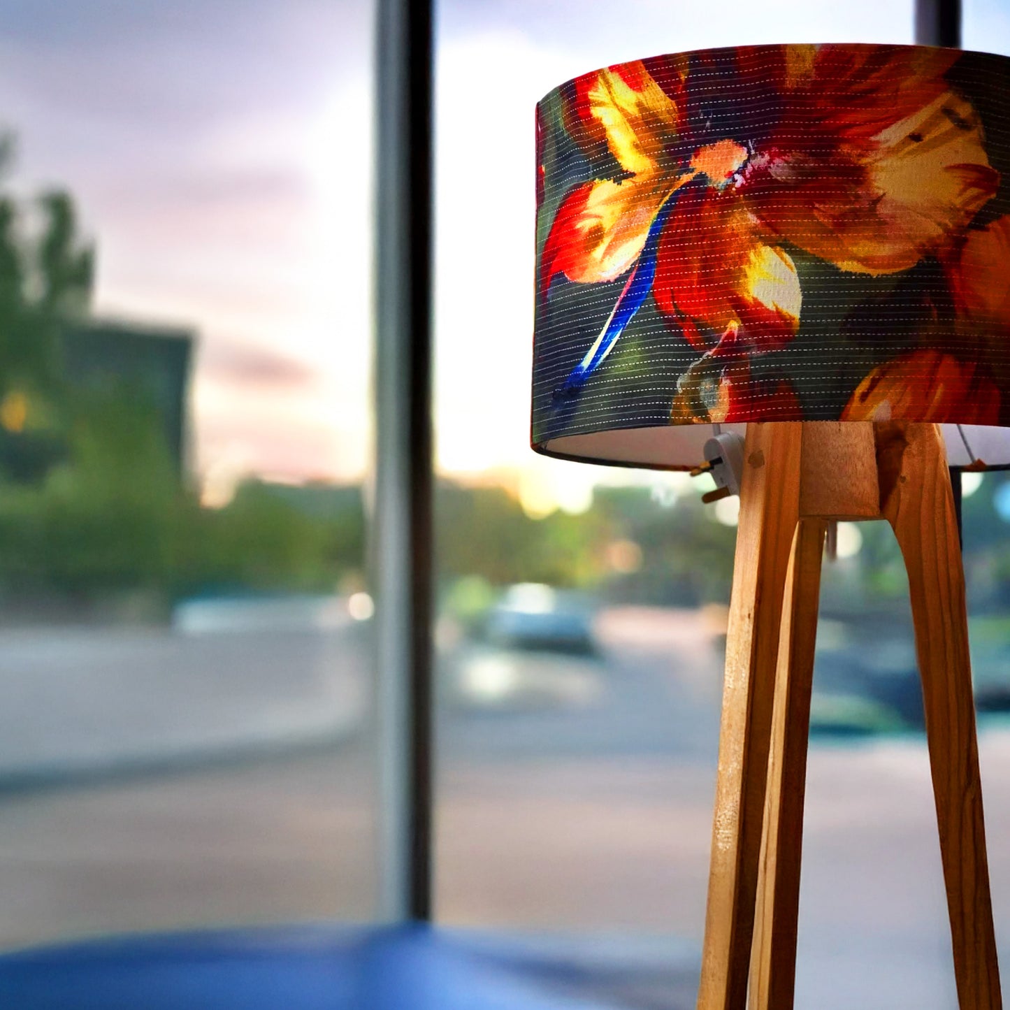 Pansy floor lamp